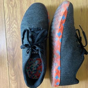 NoBull Heather pixel trainers in mint condition! Wore few times but too big!!!